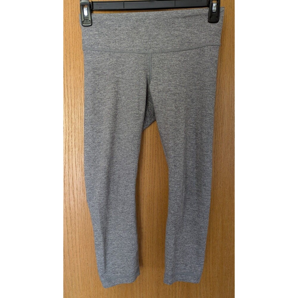 Lululemon Woman’s Sz 6 Grey Align High Rise Leggings Capri Activewear Yoga Pant